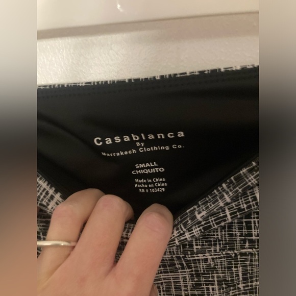 Casablanca by Marrakech Clothing Co leggings in size Small Capri length - Picture 2 of 3